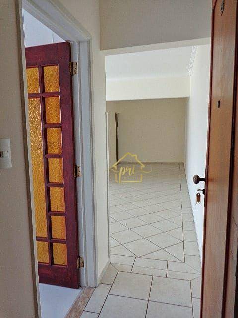 Apartamento para alugar com 4 quartos, 170m² - Foto 13