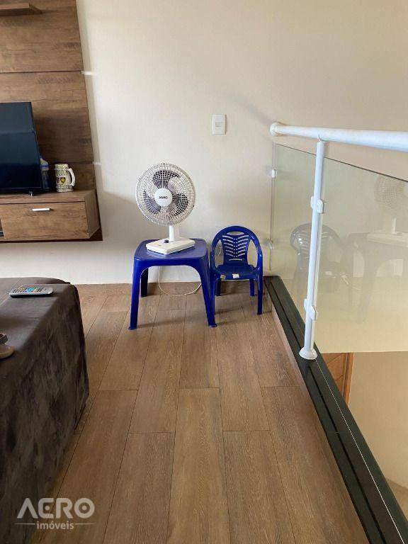 Casa à venda com 3 quartos, 169m² - Foto 5