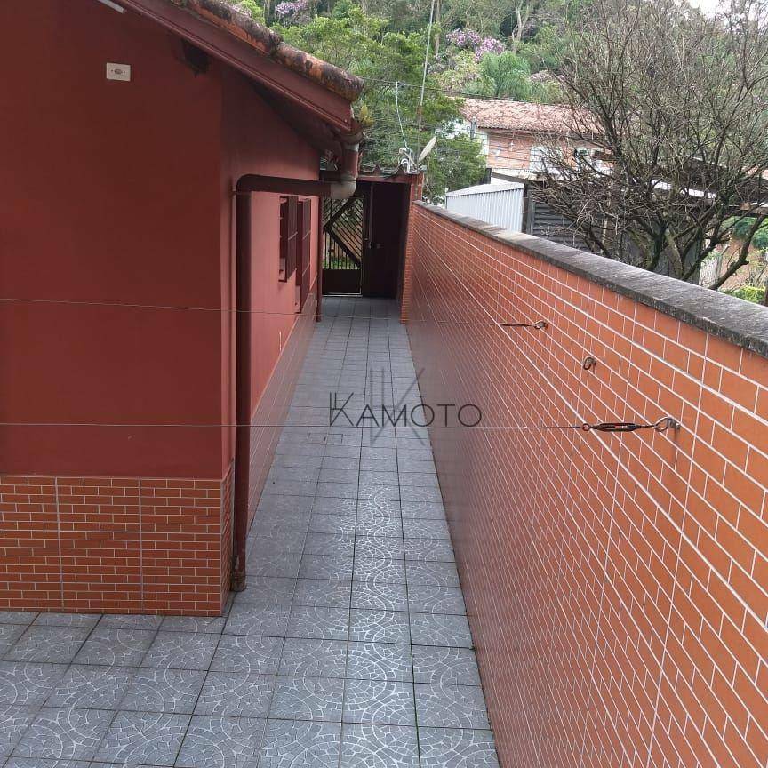 Casa à venda com 3 quartos, 190m² - Foto 3