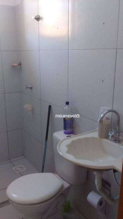 Casa de Condomínio à venda com 2 quartos, 48m² - Foto 4