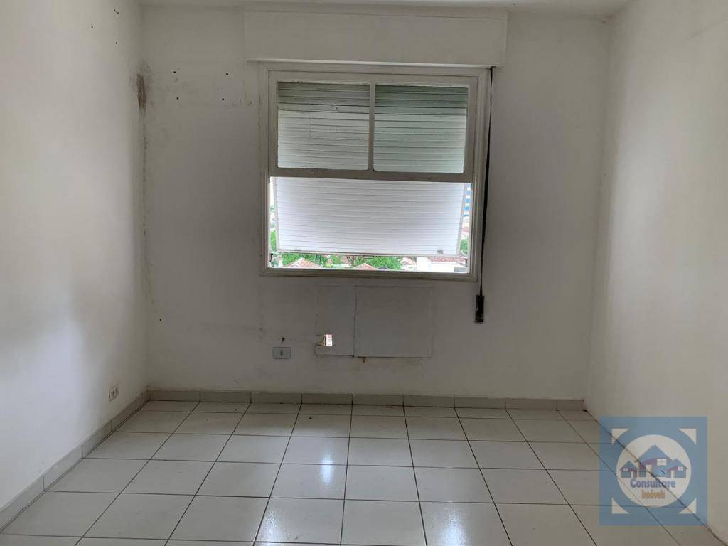 Apartamento à venda com 3 quartos, 176m² - Foto 13