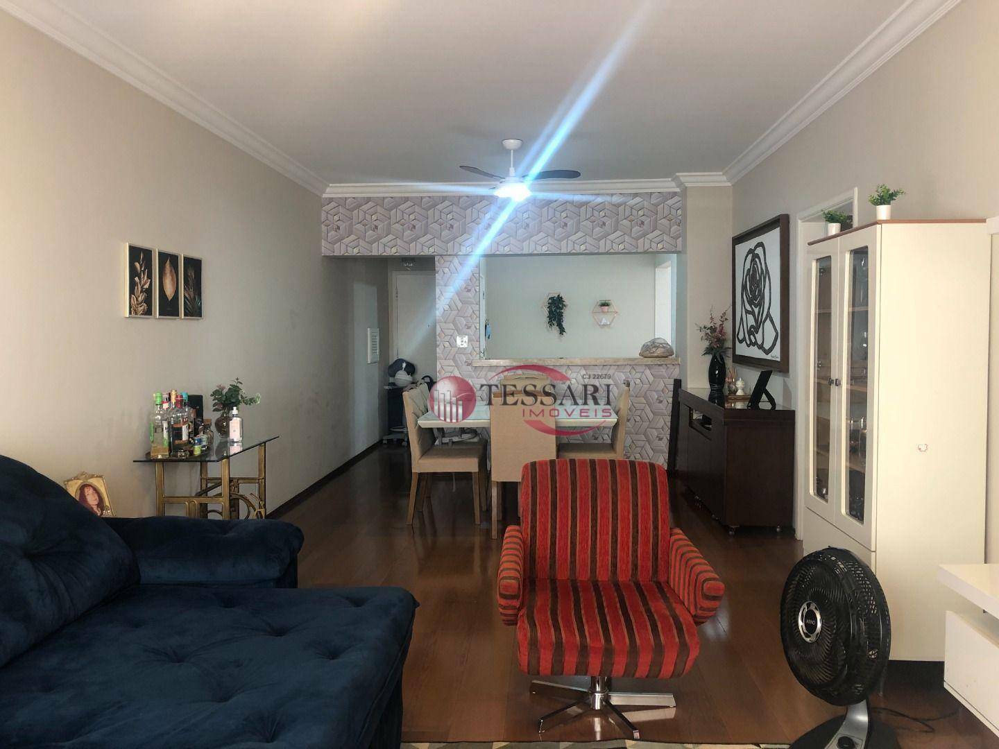 Apartamento à venda com 3 quartos, 137m² - Foto 4