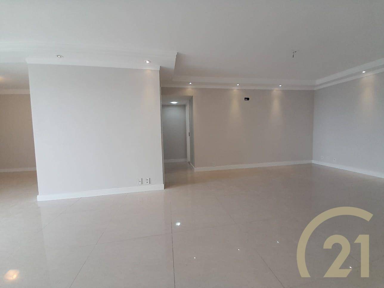 Apartamento à venda com 3 quartos, 135m² - Foto 4