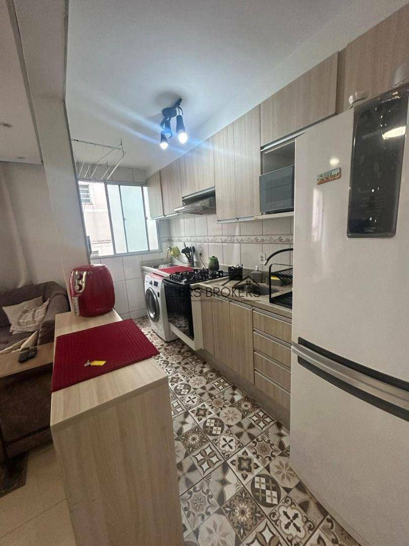 Apartamento à venda com 2 quartos, 45m² - Foto 6