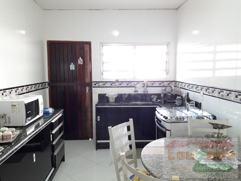 Casa à venda com 3 quartos, 250m² - Foto 15