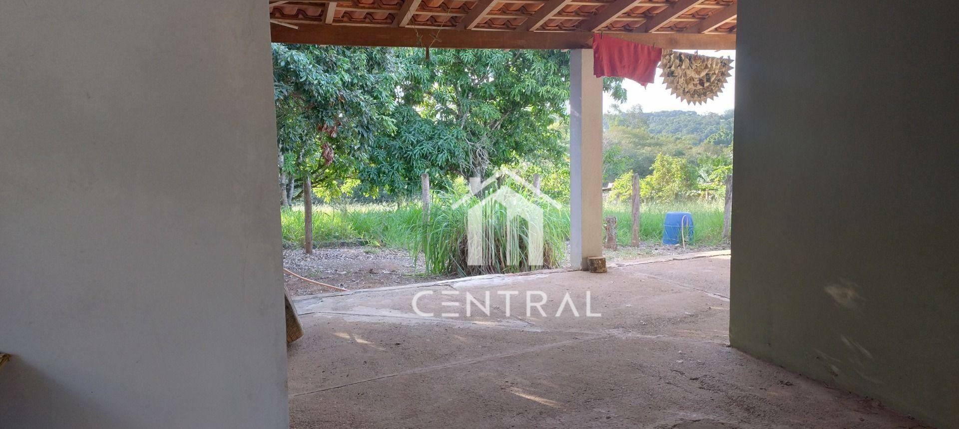 Chácara à venda com 2 quartos, 300m² - Foto 12