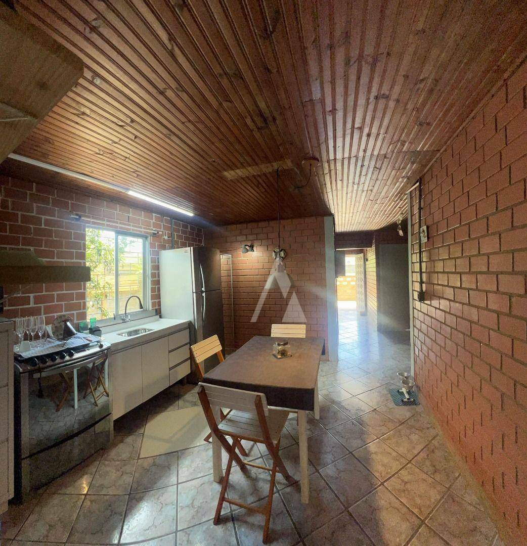 Casa à venda com 3 quartos, 120m² - Foto 23