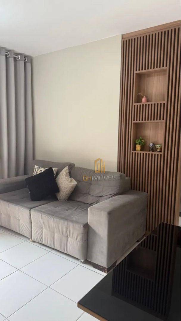 Apartamento à venda com 2 quartos, 64m² - Foto 2