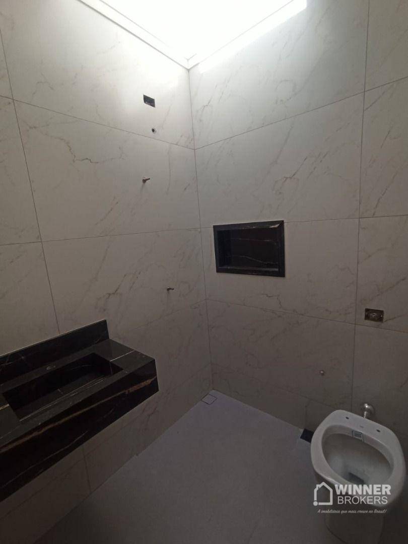 Casa à venda com 3 quartos, 94m² - Foto 14