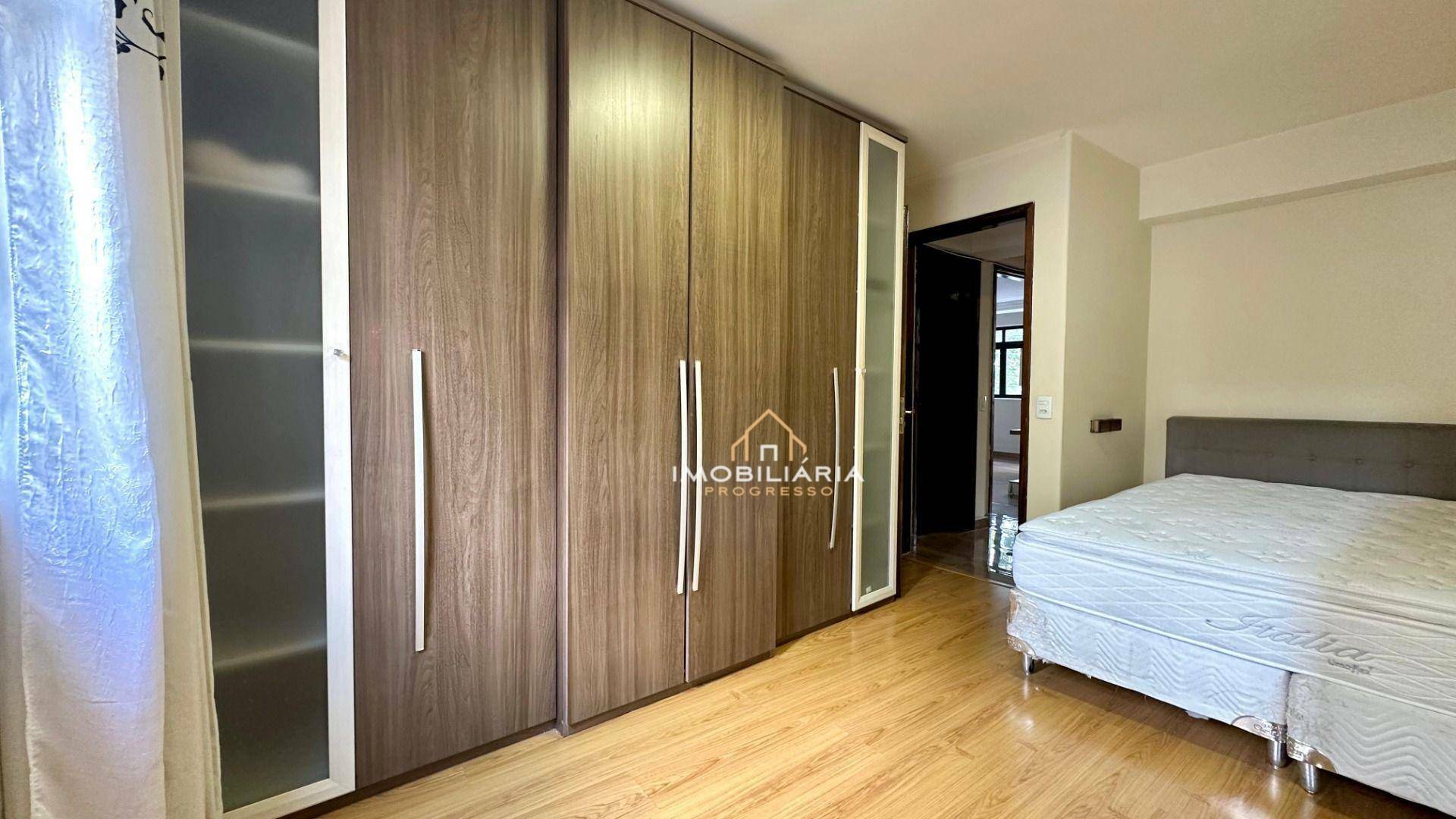 Apartamento para alugar com 2 quartos, 90m² - Foto 20