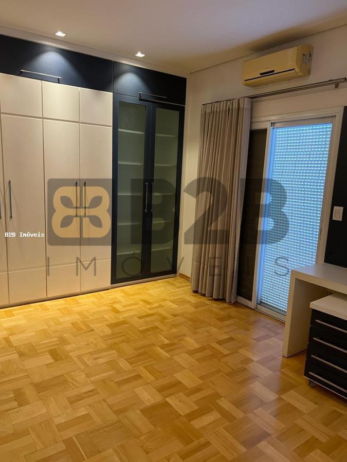 Casa à venda com 4 quartos, 345m² - Foto 25