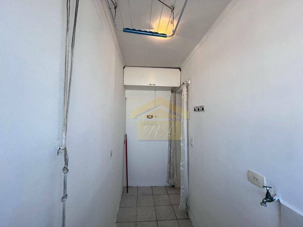 Apartamento à venda com 2 quartos, 63m² - Foto 13