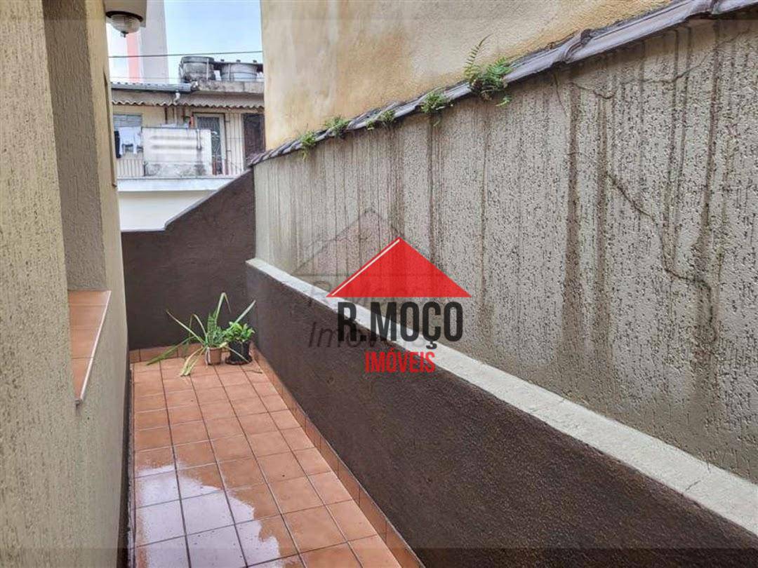 Casa à venda com 3 quartos, 194m² - Foto 21