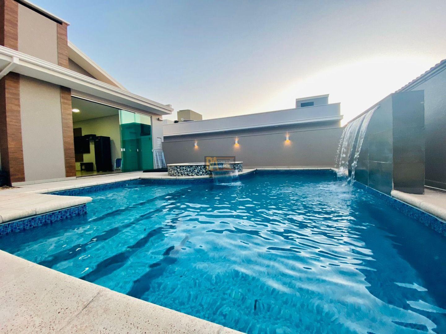 Casa à venda com 3 quartos, 300m² - Foto 43
