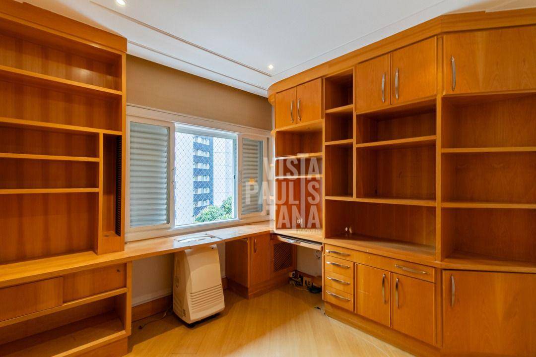 Apartamento à venda com 3 quartos, 173m² - Foto 16