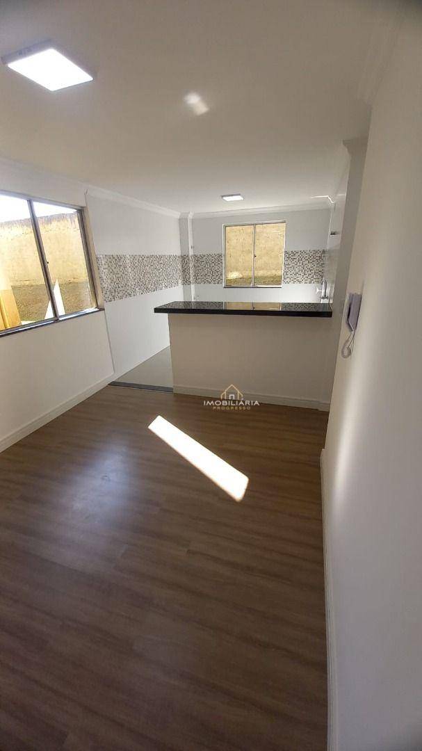 Apartamento à venda com 2 quartos, 42m² - Foto 1