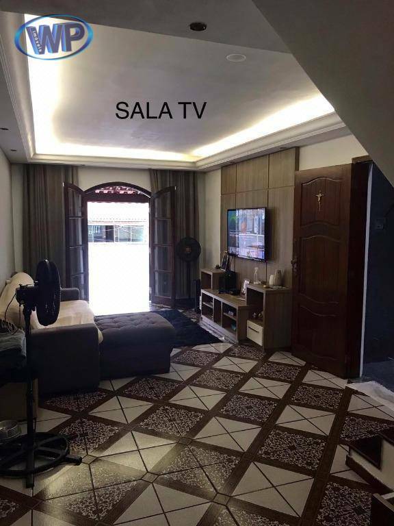 Sobrado à venda com 3 quartos, 297m² - Foto 1