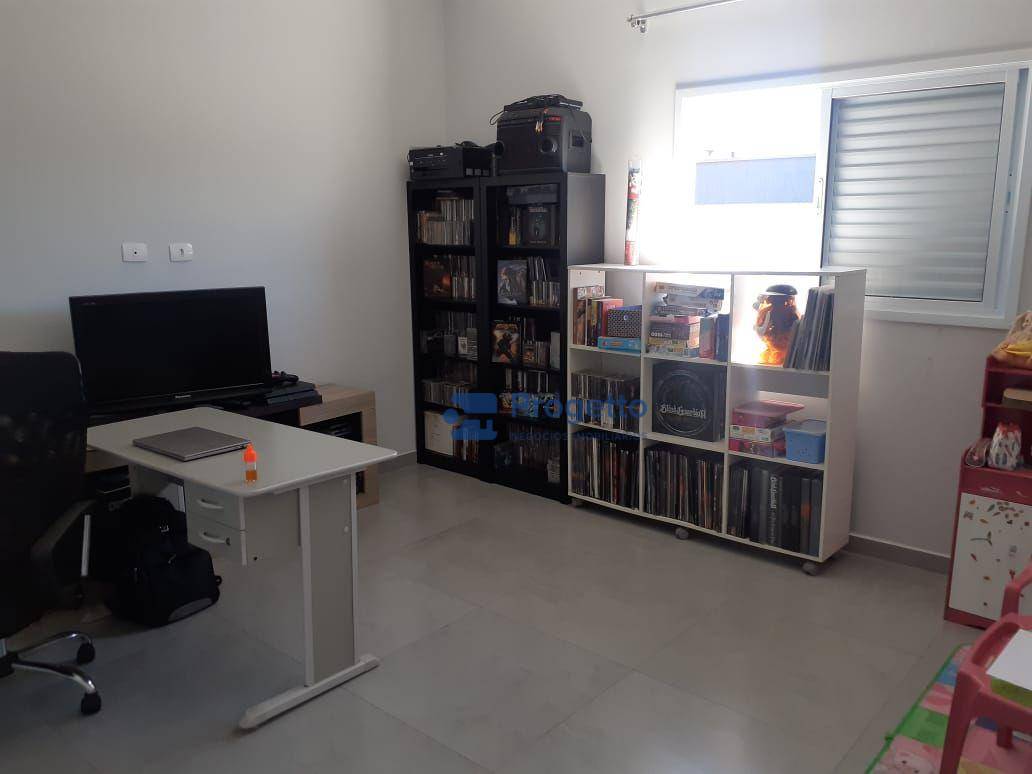 Casa de Condomínio à venda com 3 quartos, 250m² - Foto 32