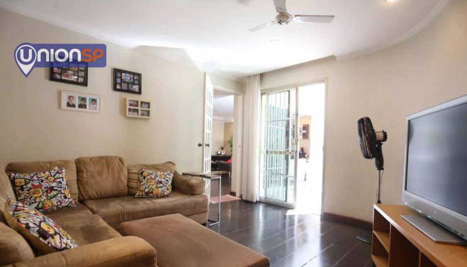 Apartamento à venda com 4 quartos, 200m² - Foto 5