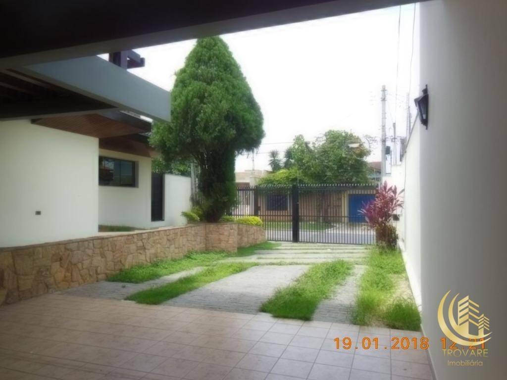 Casa à venda com 3 quartos, 400m² - Foto 3