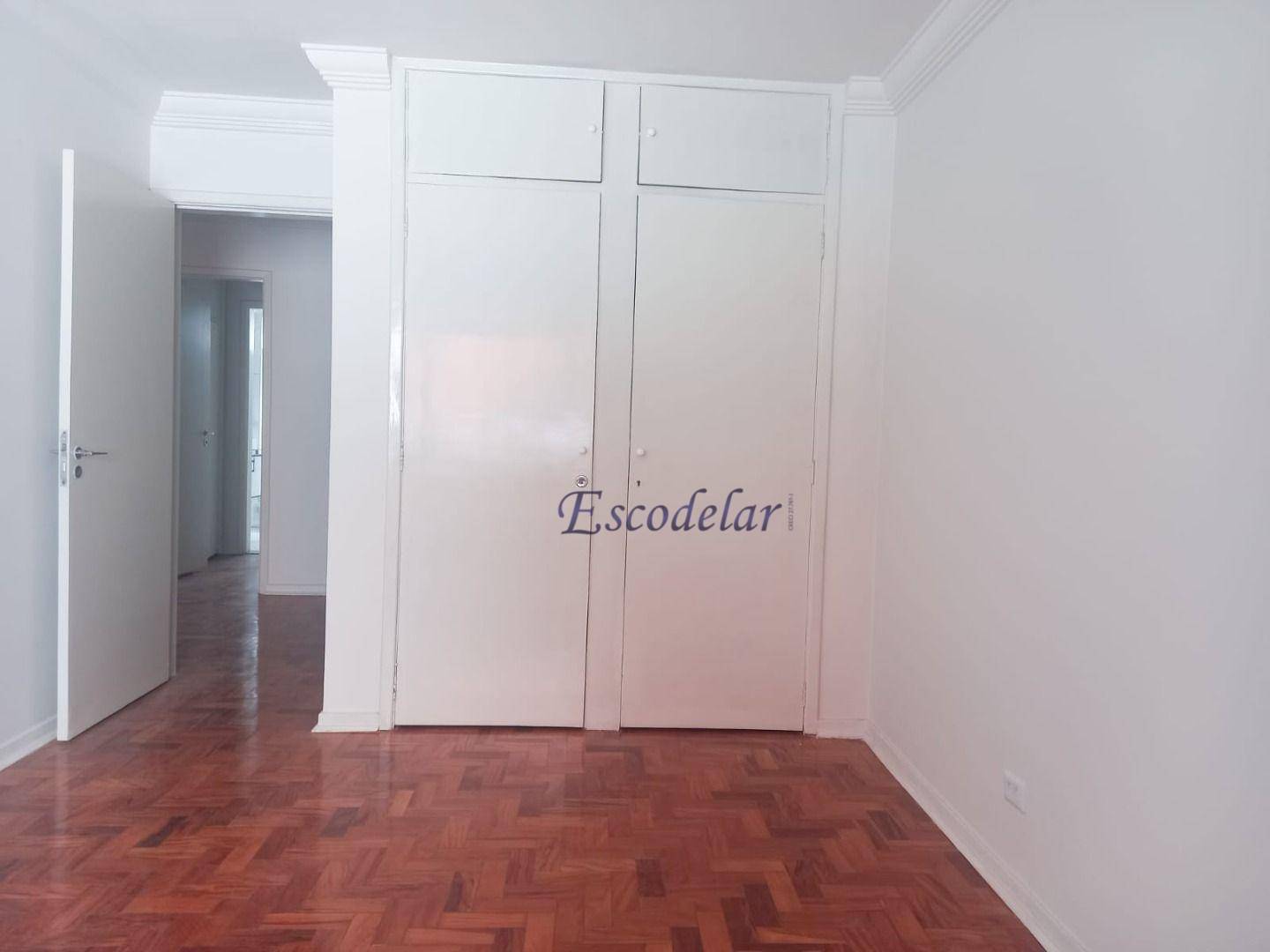 Apartamento à venda com 3 quartos, 155m² - Foto 18