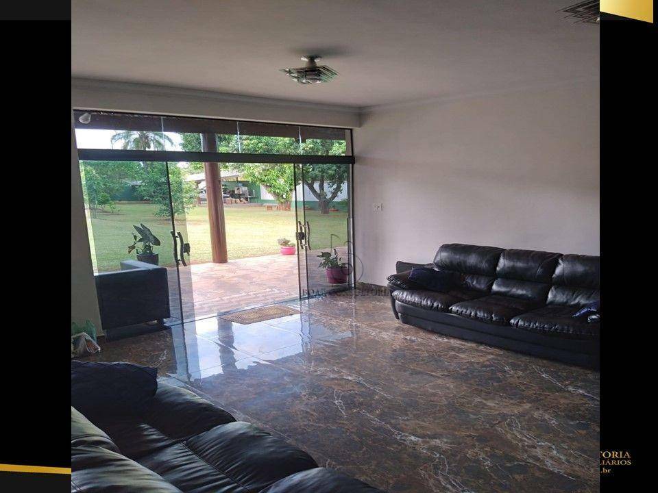 Chácara à venda com 2 quartos, 298m² - Foto 10