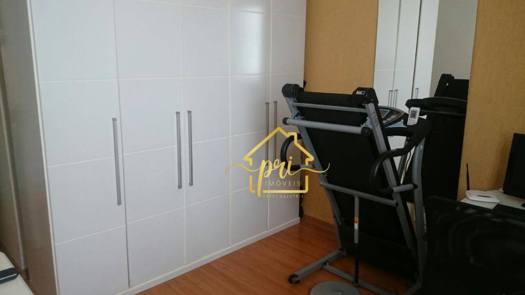 Apartamento à venda com 2 quartos, 70m² - Foto 7