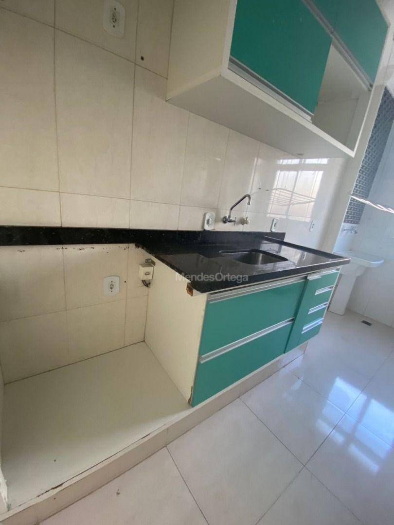 Apartamento à venda com 2 quartos, 49m² - Foto 15