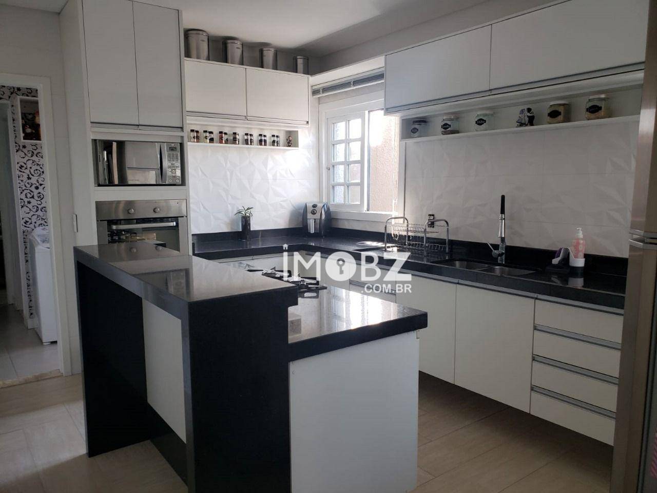 Casa à venda com 4 quartos, 229m² - Foto 10