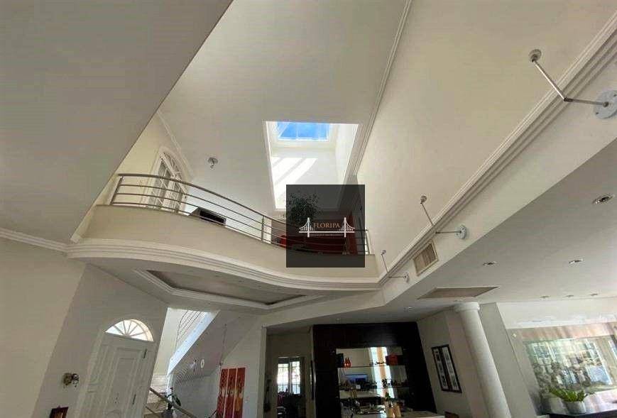 Casa à venda com 4 quartos, 378m² - Foto 9