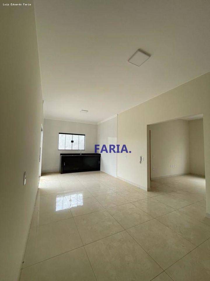 Casa à venda com 3 quartos, 140m² - Foto 9