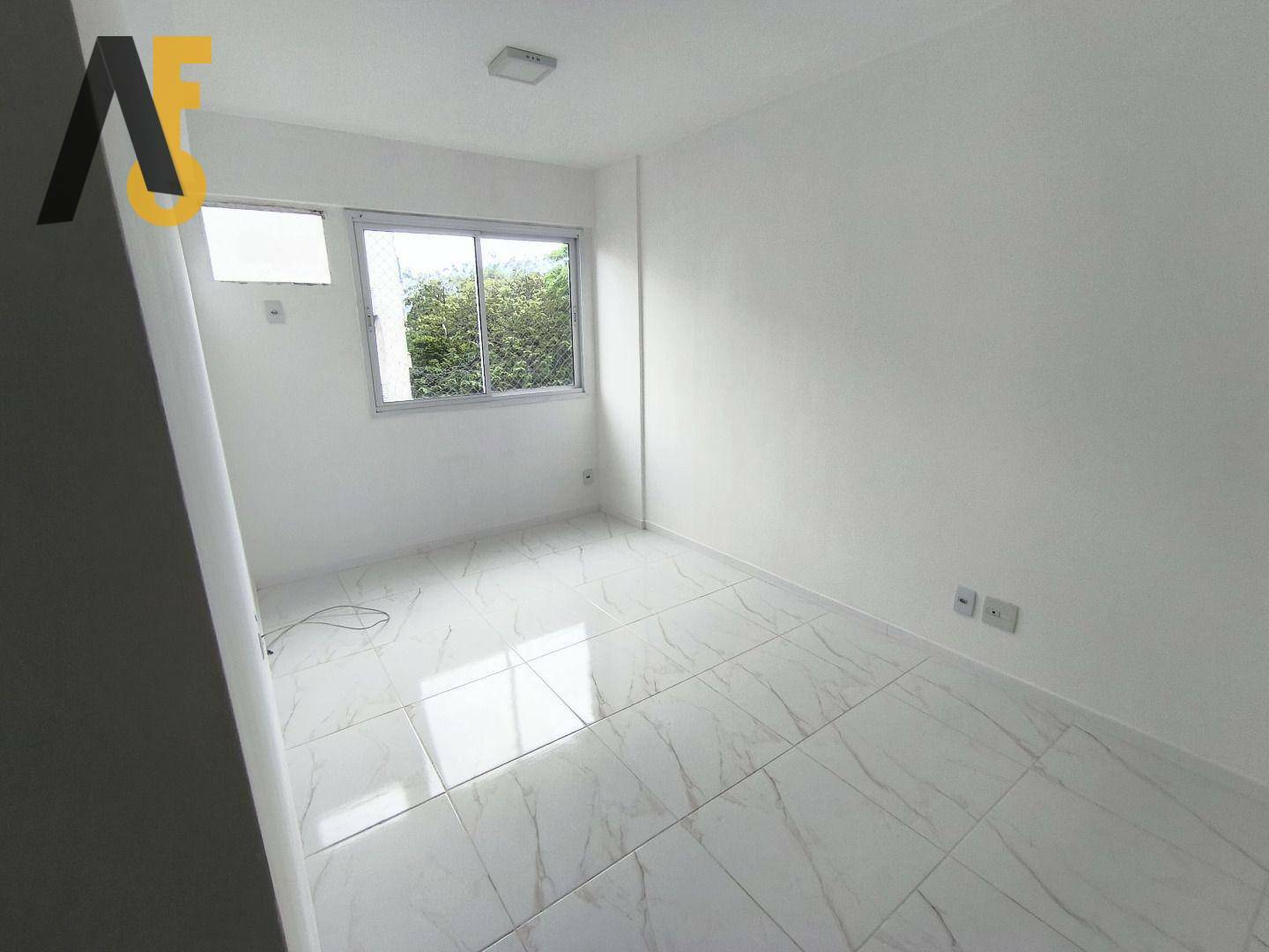 Apartamento à venda com 3 quartos, 77m² - Foto 17