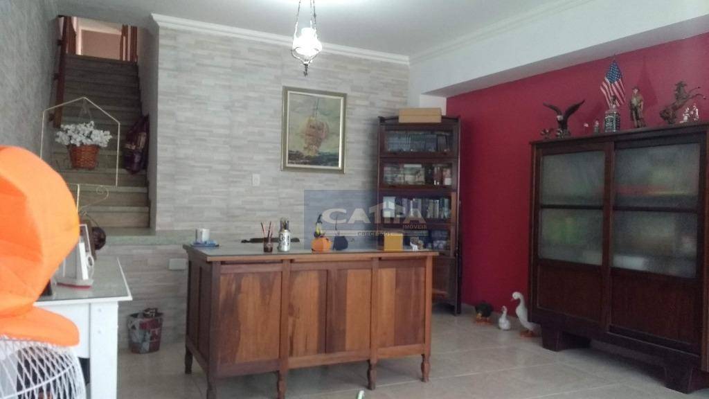 Sobrado à venda com 4 quartos, 300m² - Foto 6