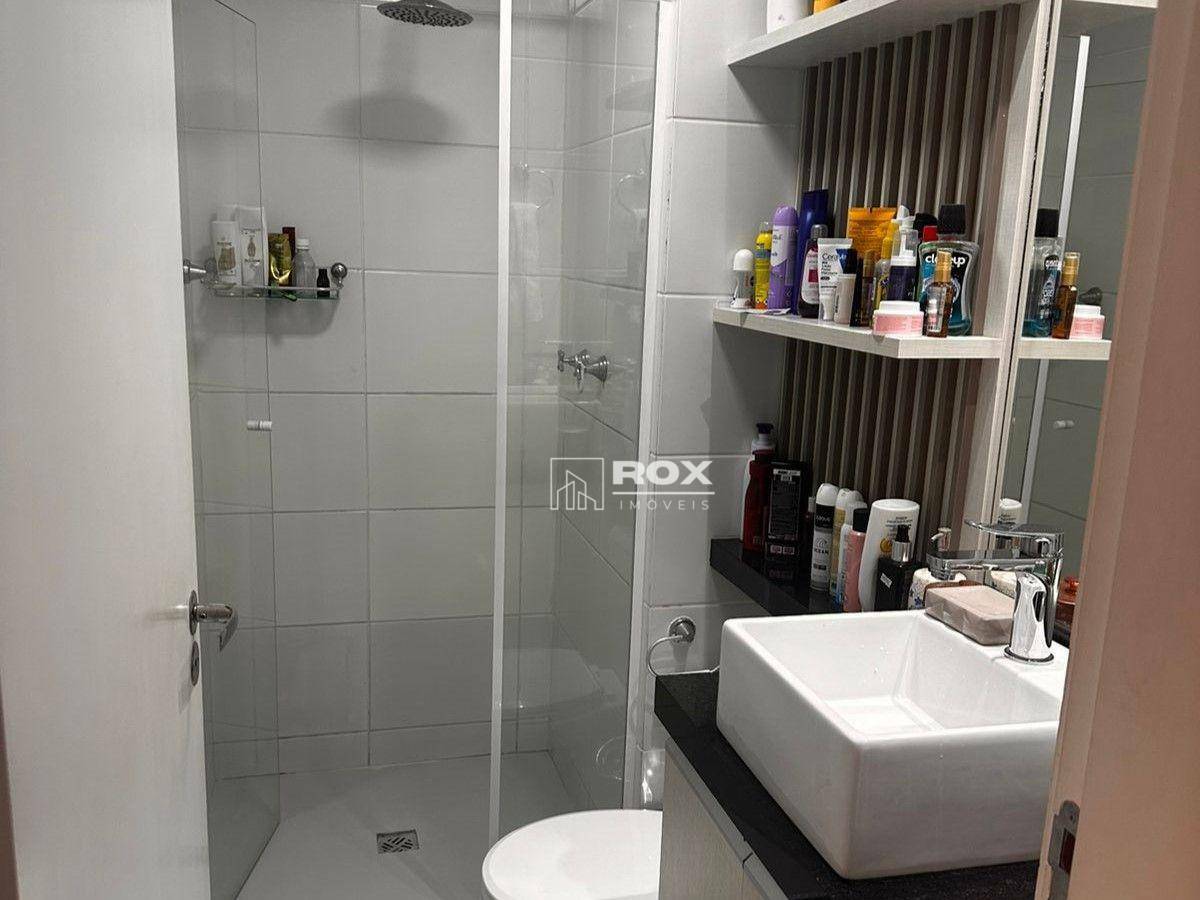 Apartamento à venda com 2 quartos, 67m² - Foto 9