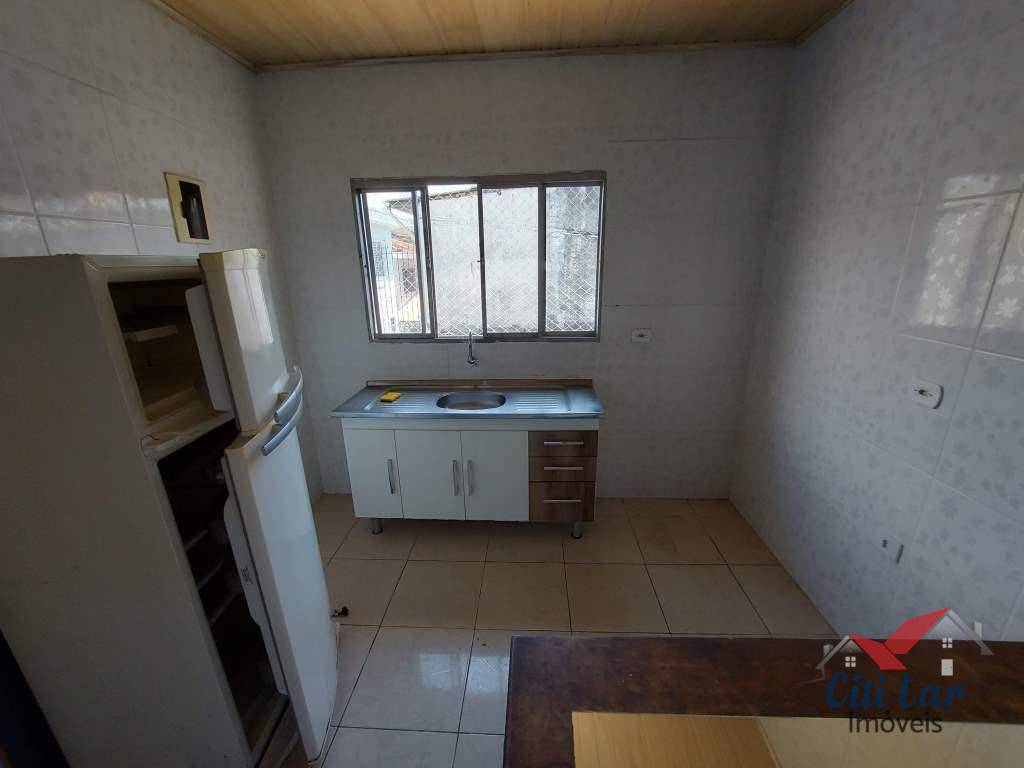 Casa para alugar com 1 quarto, 40m² - Foto 3