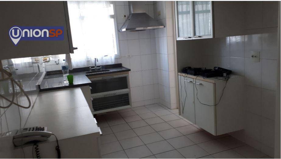 Apartamento à venda com 3 quartos, 156m² - Foto 7