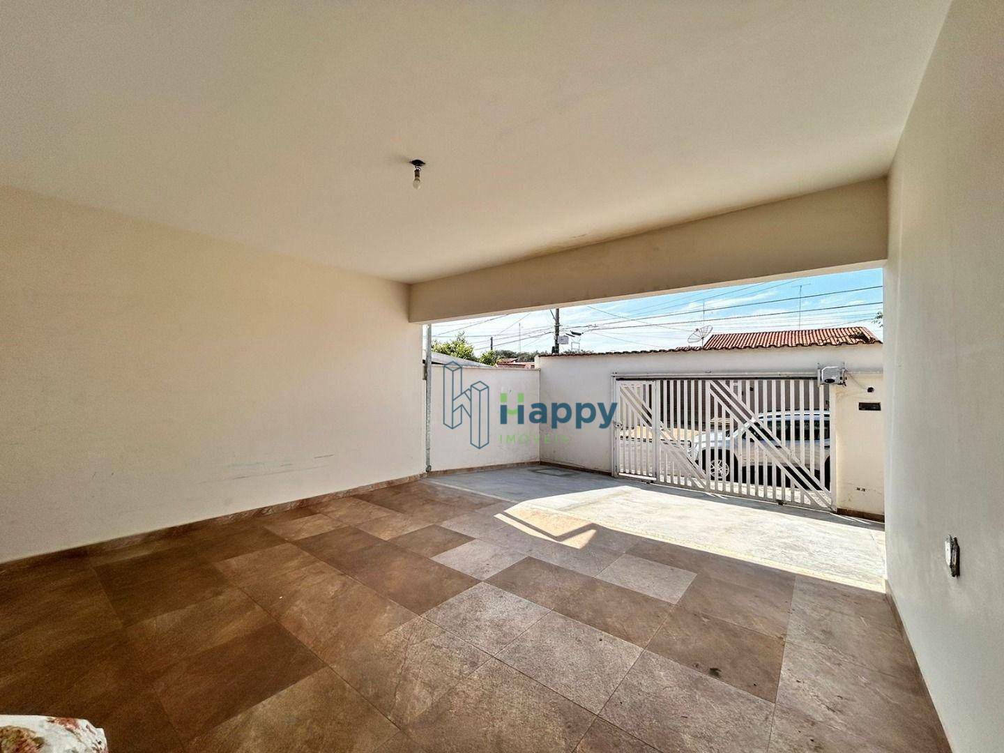 Casa à venda e aluguel com 3 quartos, 192m² - Foto 2