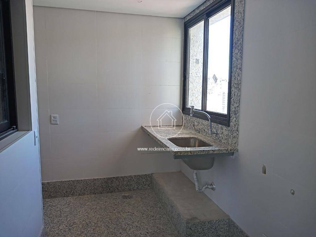 Apartamento à venda com 4 quartos, 186m² - Foto 26