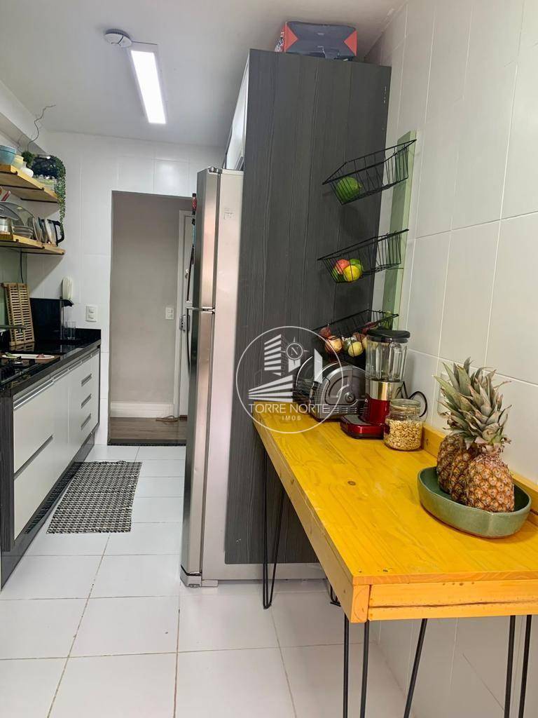 Apartamento à venda com 3 quartos, 105m² - Foto 9