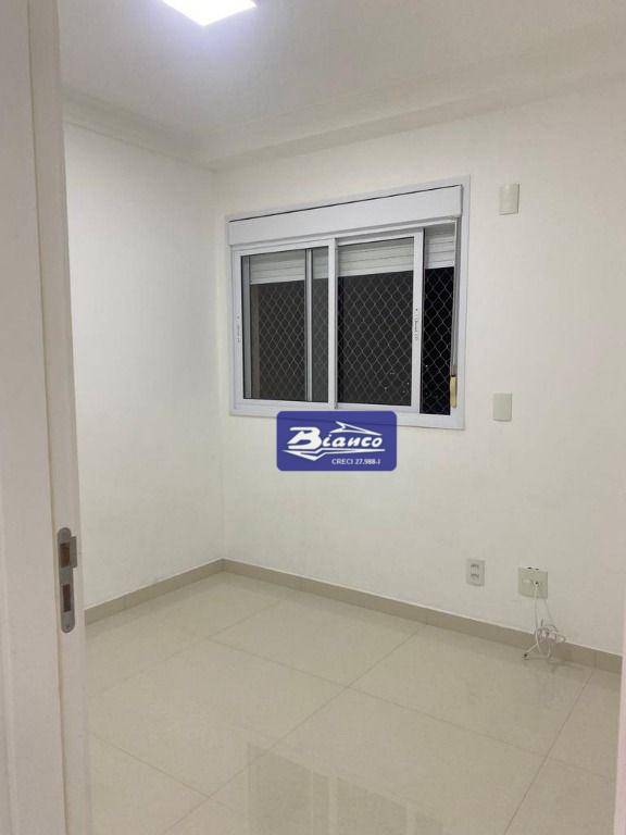 Apartamento à venda com 2 quartos, 68m² - Foto 20