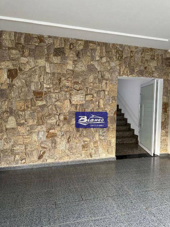 Sobrado à venda e aluguel com 3 quartos, 399m² - Foto 9