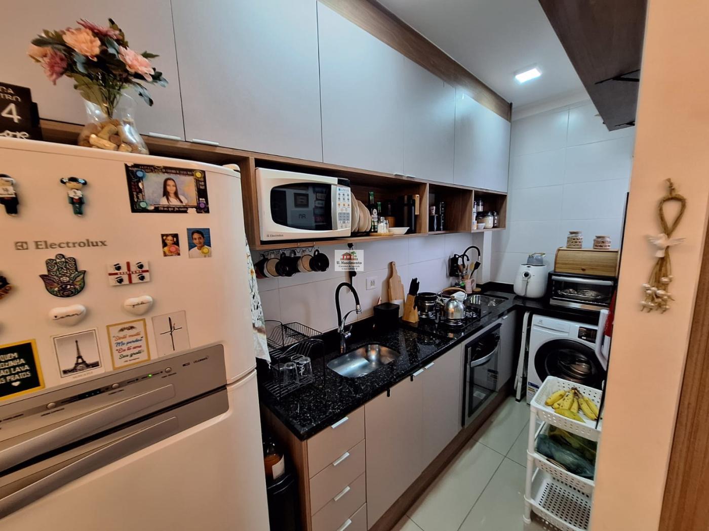 Apartamento à venda com 2 quartos, 45m² - Foto 3