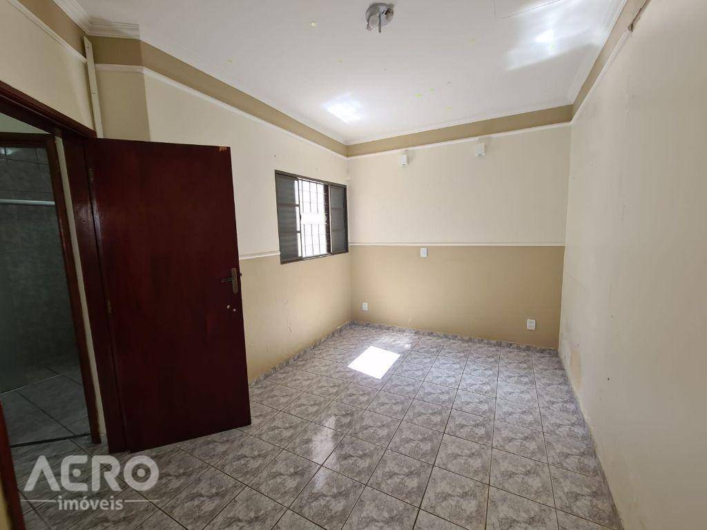 Casa à venda com 3 quartos, 109m² - Foto 29