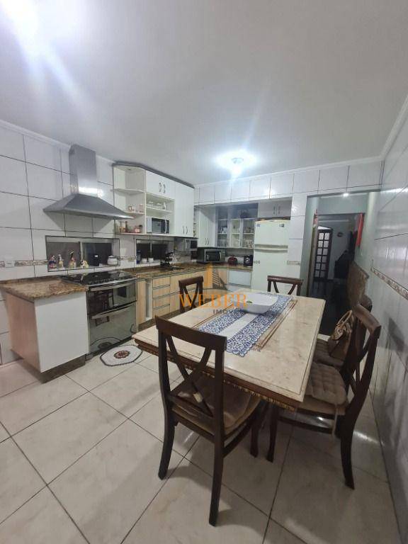 Sobrado à venda com 3 quartos, 390m² - Foto 6