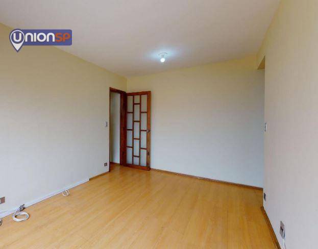 Apartamento à venda com 2 quartos, 64m² - Foto 8