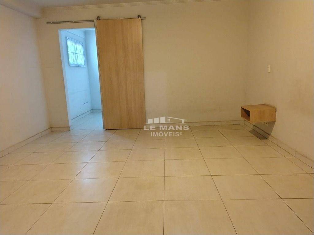 Casa à venda com 6 quartos, 296m² - Foto 27