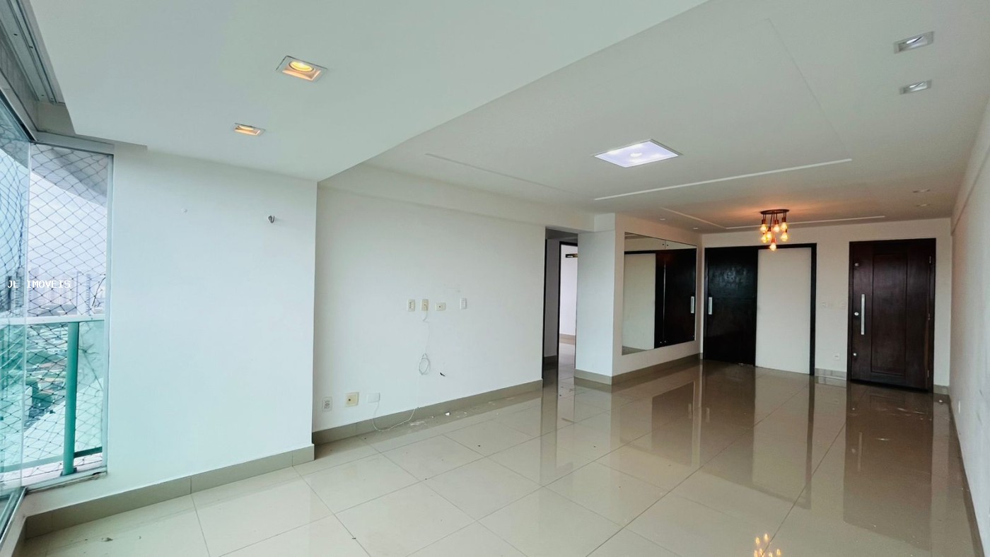 Apartamento para alugar com 3 quartos, 108m² - Foto 11