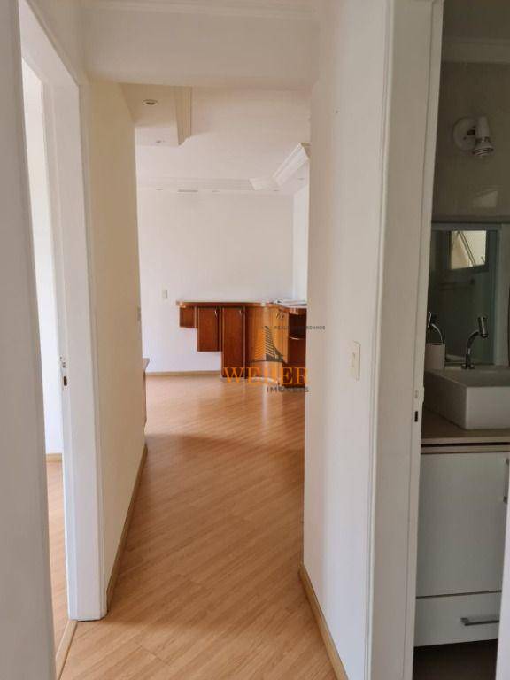 Apartamento à venda com 2 quartos, 80m² - Foto 25