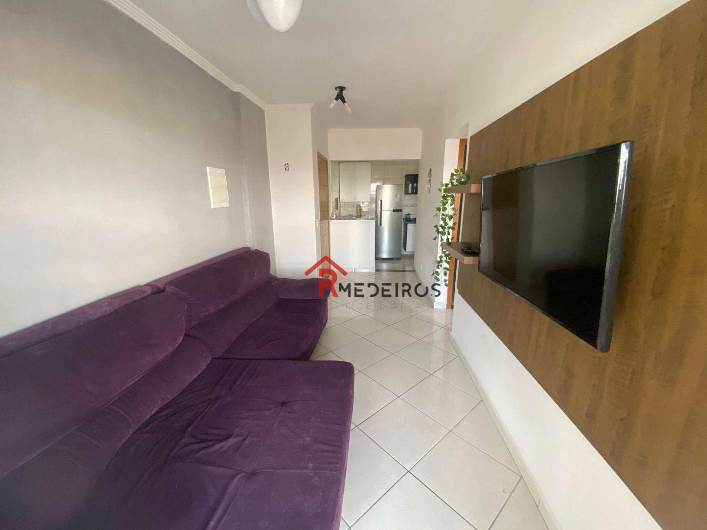 Apartamento à venda com 2 quartos, 68m² - Foto 2