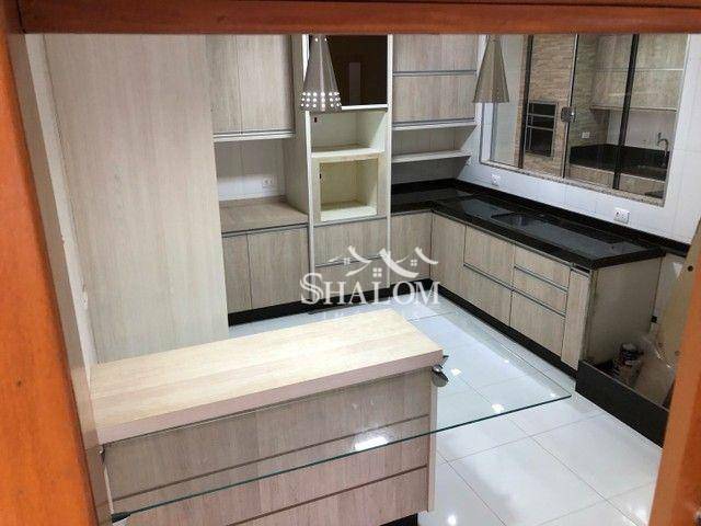 Sobrado à venda com 4 quartos, 288m² - Foto 4